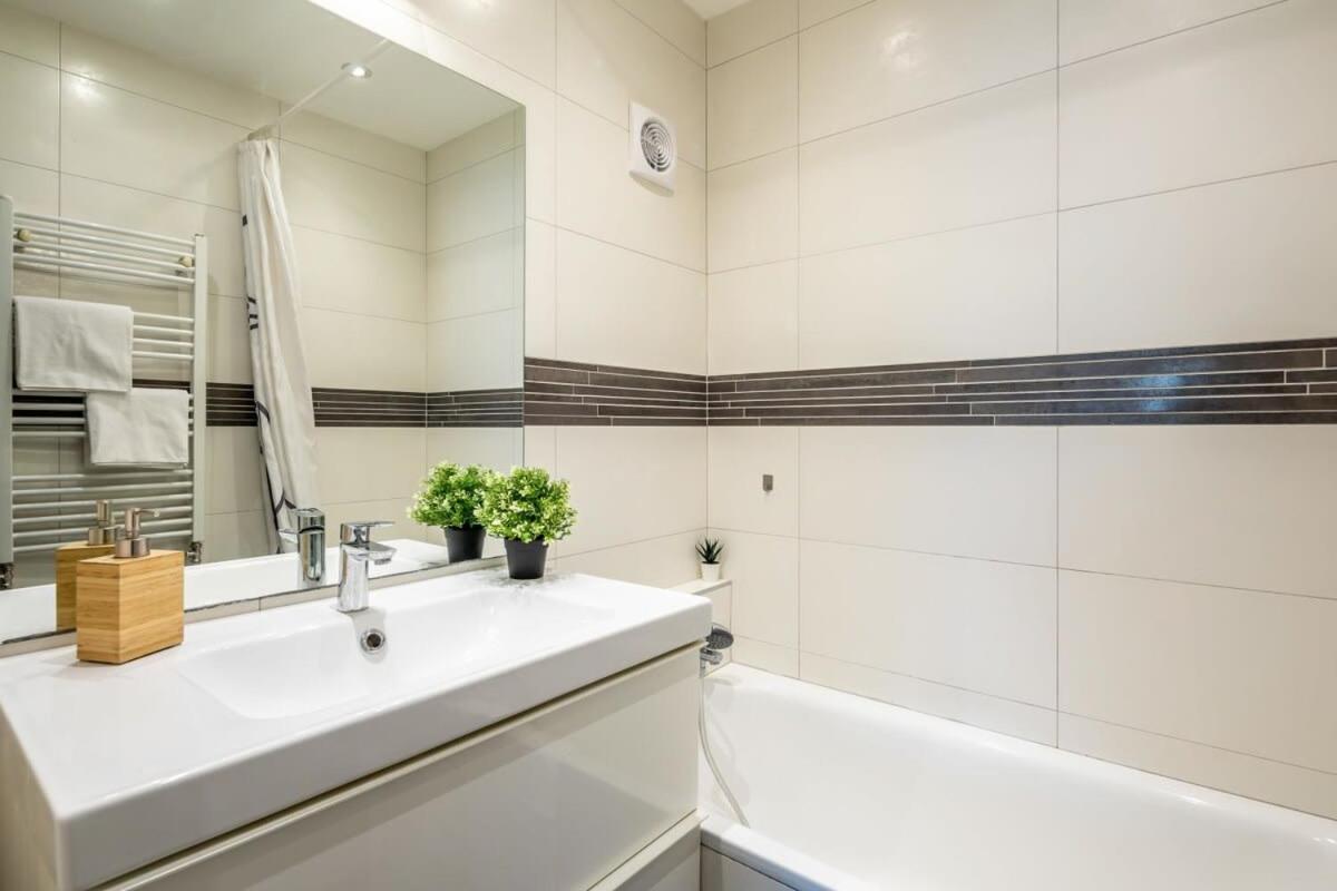 Cozy Quiet Apartment With A Balcony Budapest Extérieur photo