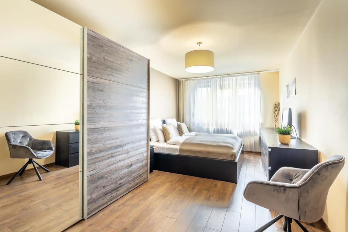 Cozy Quiet Apartment With A Balcony Budapest Extérieur photo