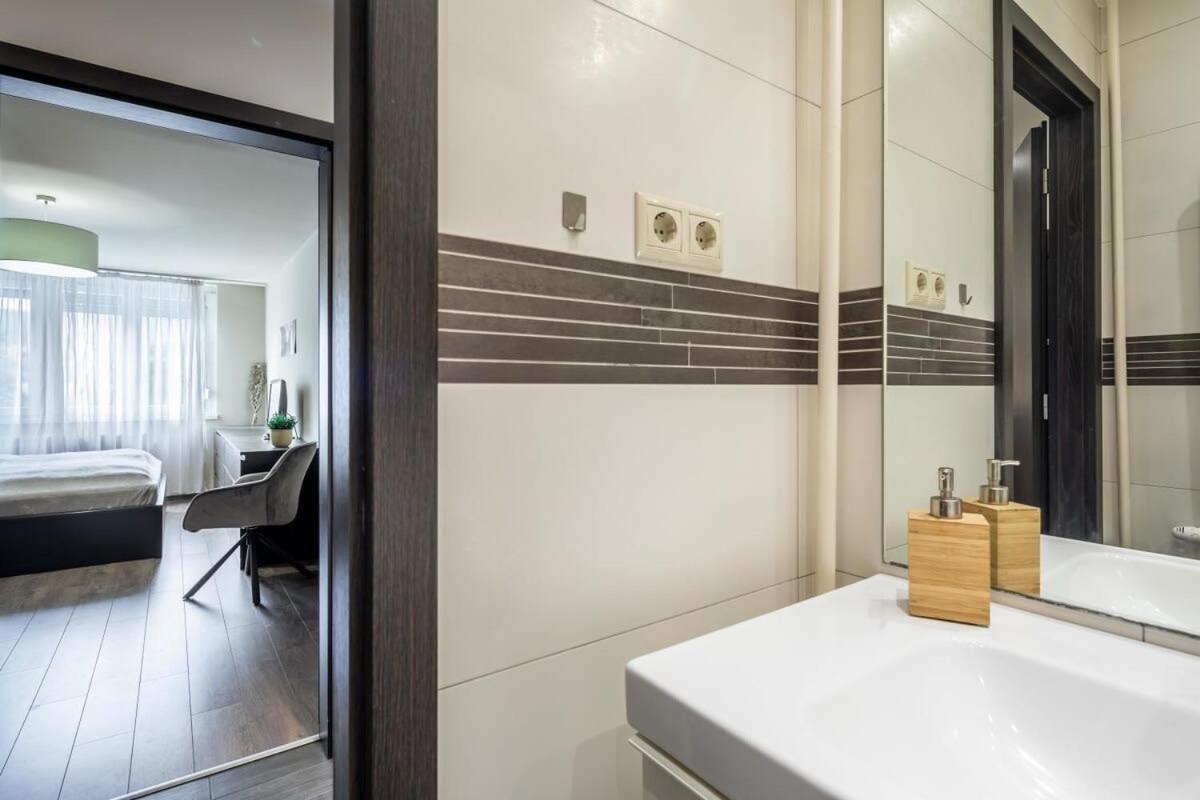 Cozy Quiet Apartment With A Balcony Budapest Extérieur photo
